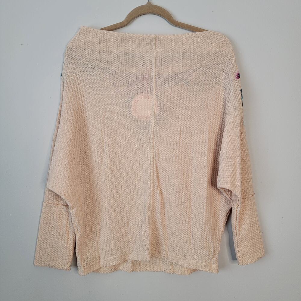 Umgee Floral Embroidered Waffle Knit Tan Top NEW Size M Cottage Artsy Feminine - Picture 4 of 8